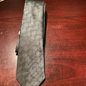 Elegant Egara Silver green Textured Swirl Tie